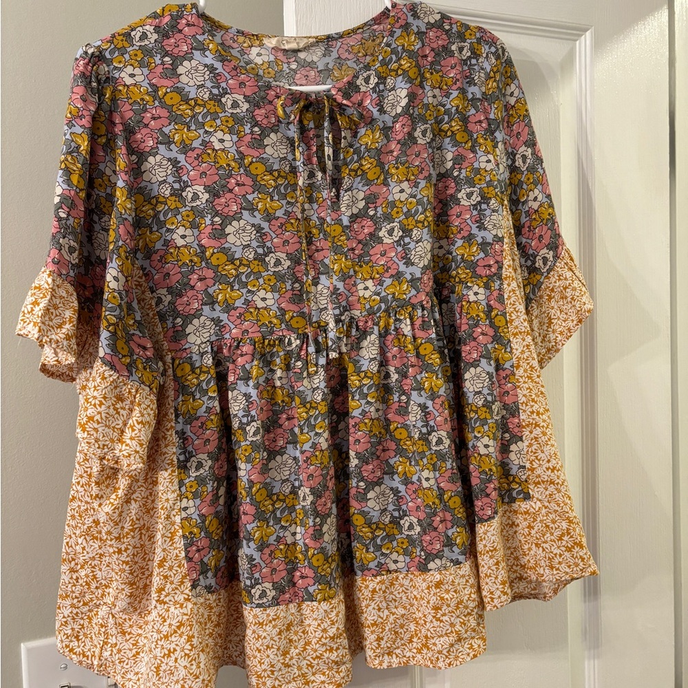 Easel summer top